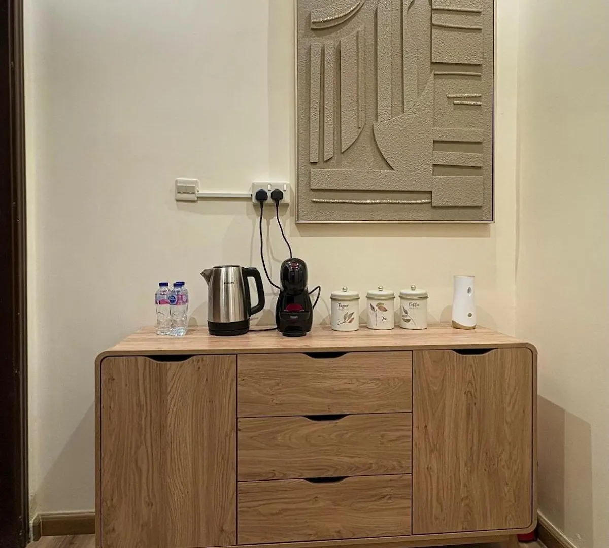 Modern 1-Bedroom Apartment In Batha Quraish Mecca Saudi Arabia