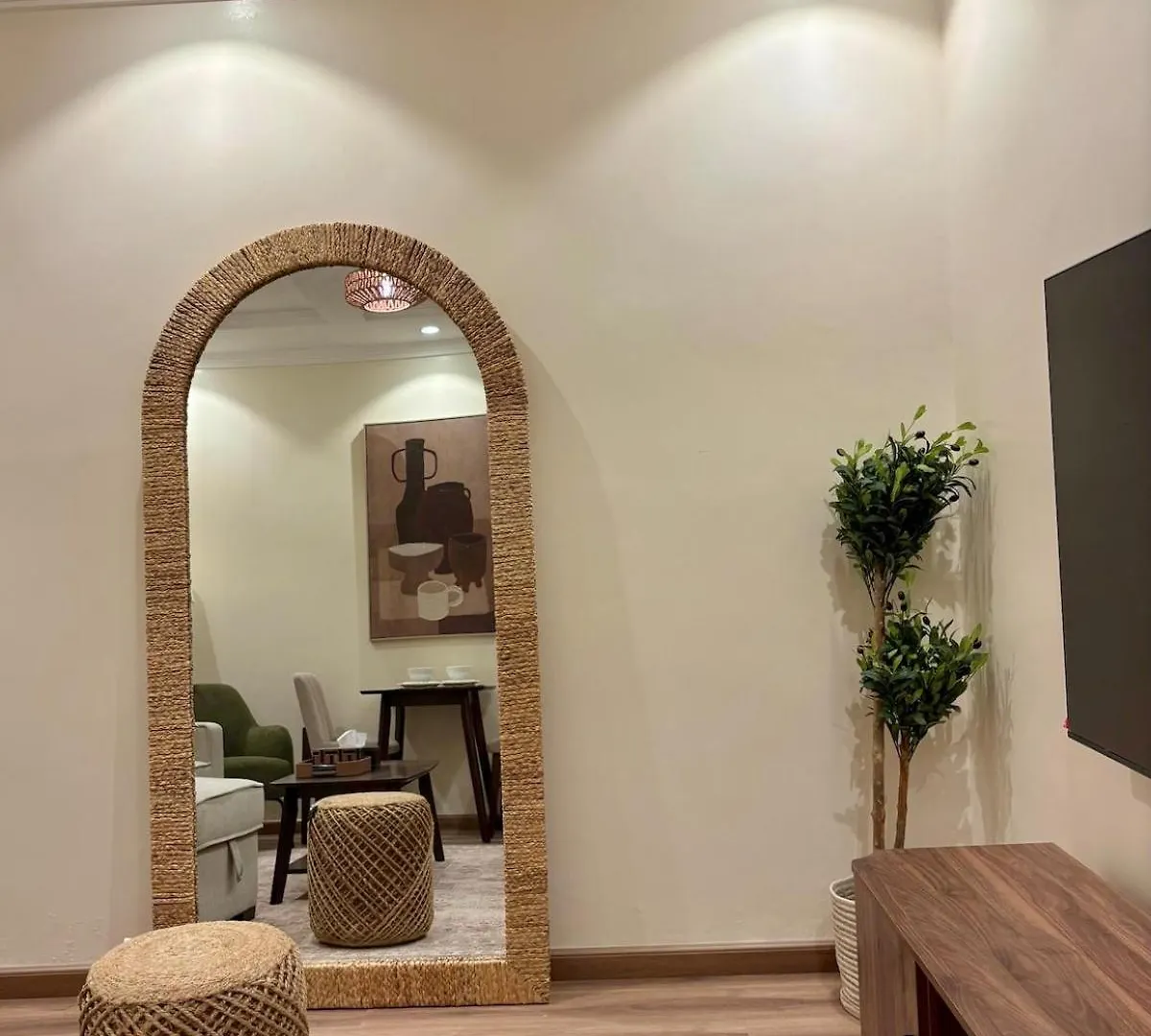 Modern 1-Bedroom Apartment In Batha Quraish Mecca Saudi Arabia